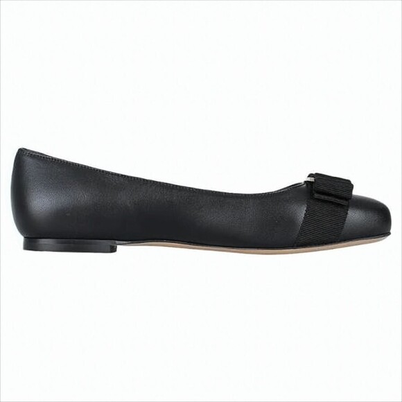 Salvatore Ferragamo Nappa Leather Flats With Grosgrain Bow - NWT